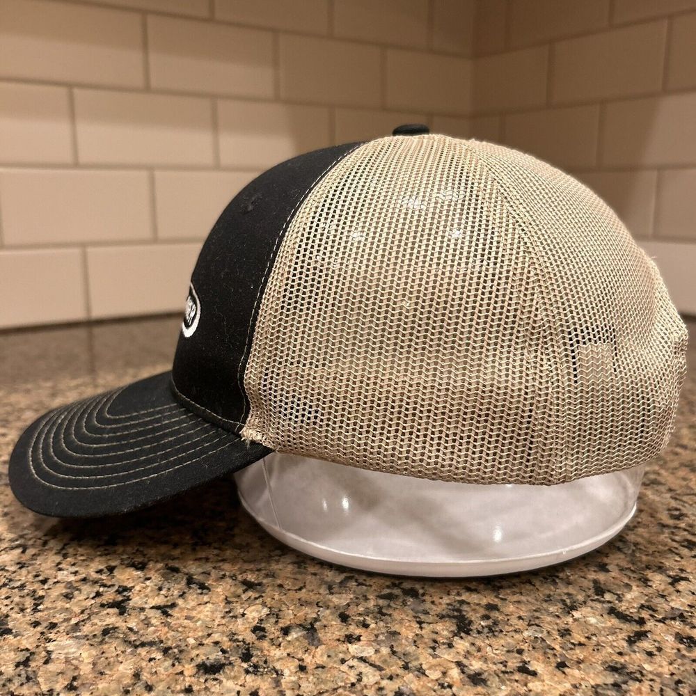 Freightliner Cap Hat Adult Black‎ Snapback Trucker Mesh Back Adjustable - Picture 2 of 8